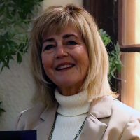 Roxanna Johnson Author